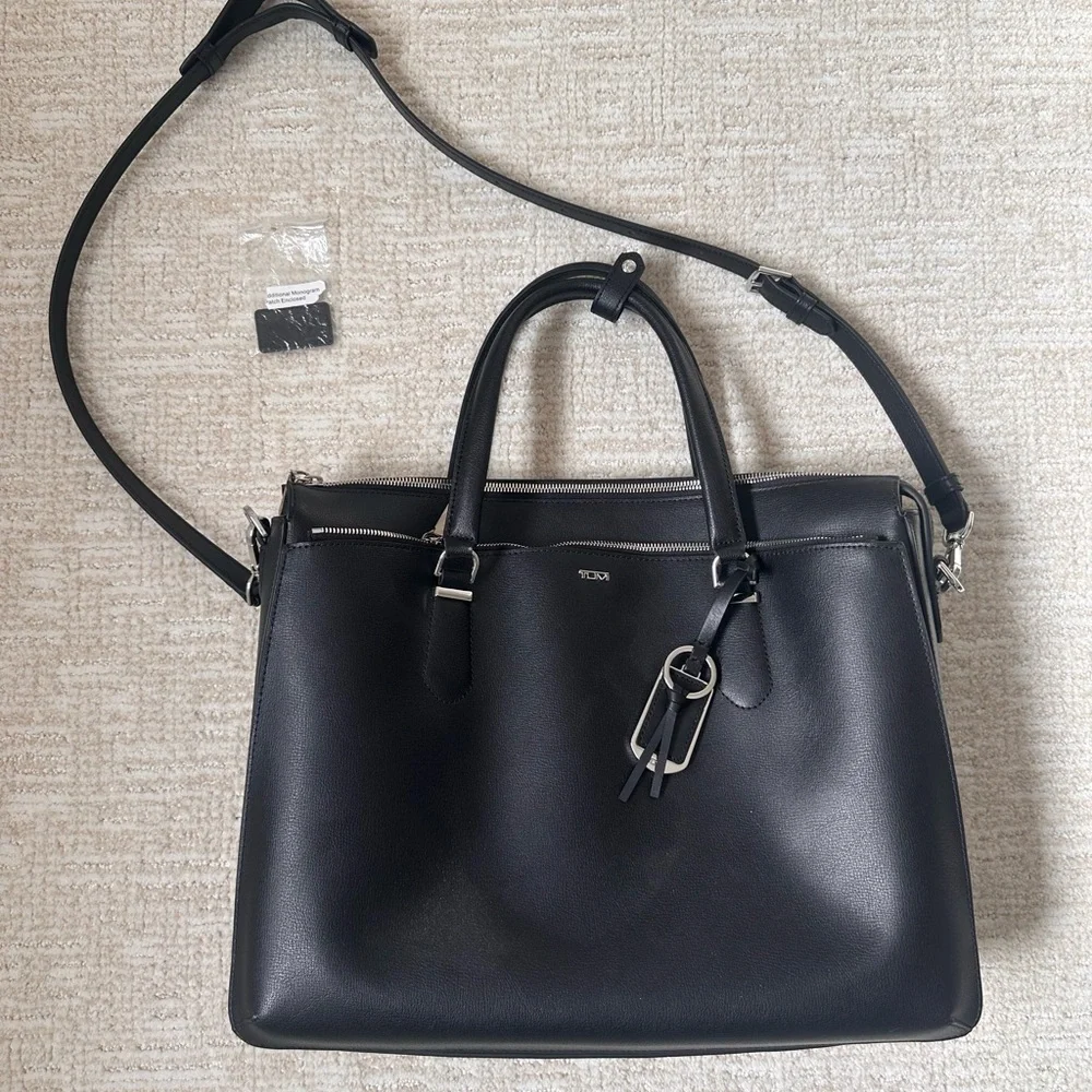 NWOT Tumi Leather Briefcase